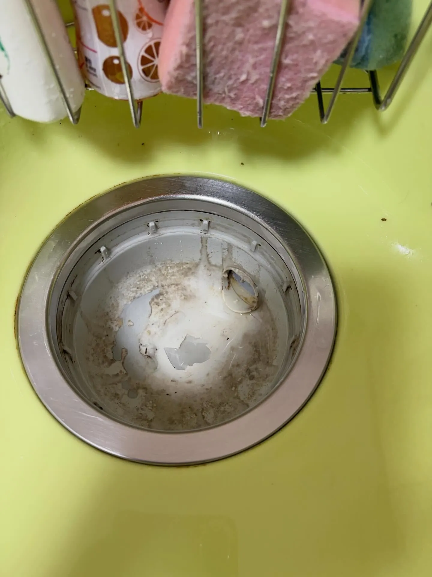 掃除をする際には、適切な量の洗剤を使用することが重要です。