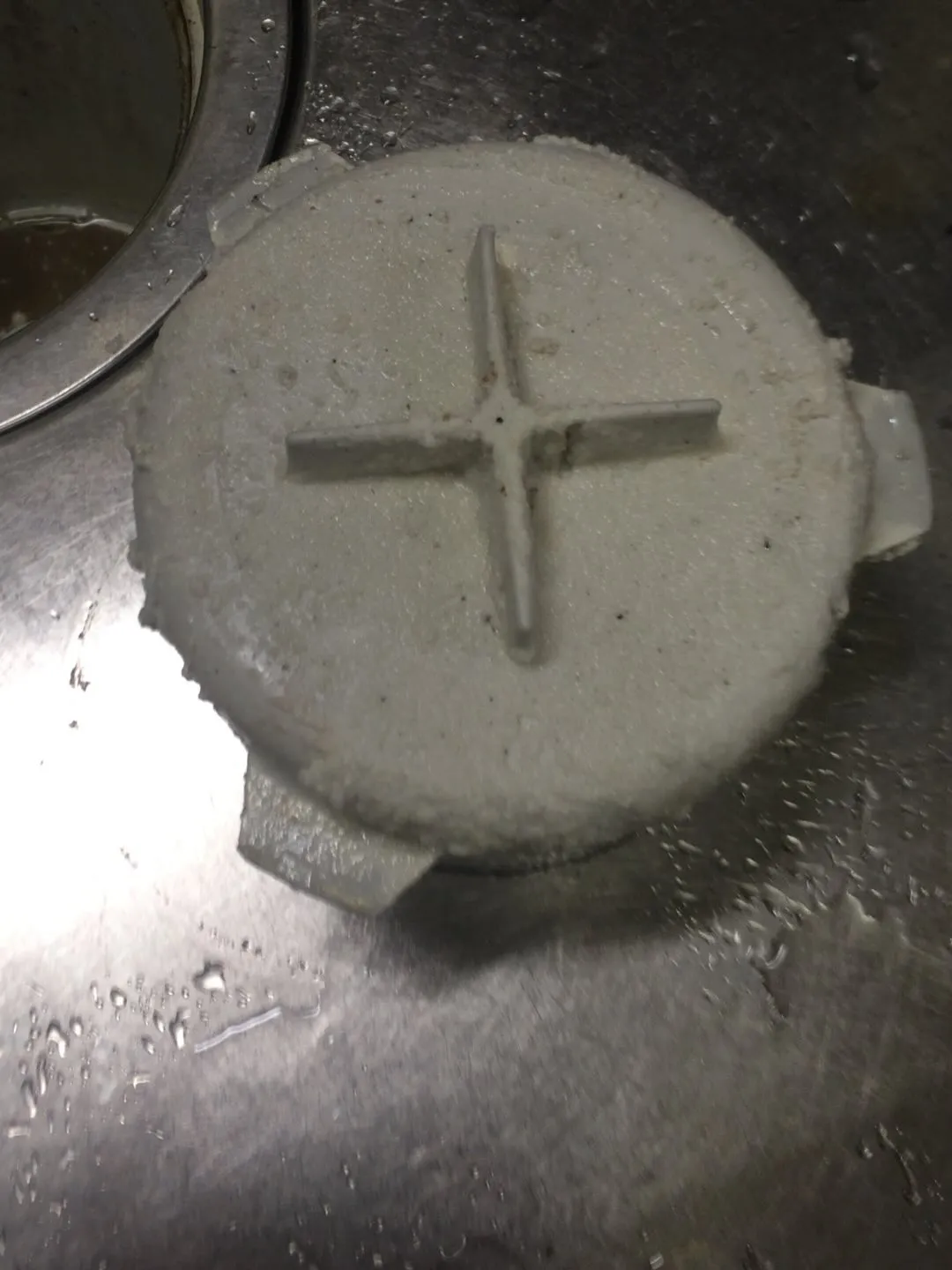 掃除をする際には、適切な量の洗剤を使用することが重要です。